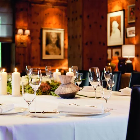 Hotel Althoff Am Schlossgarten Stoccarda