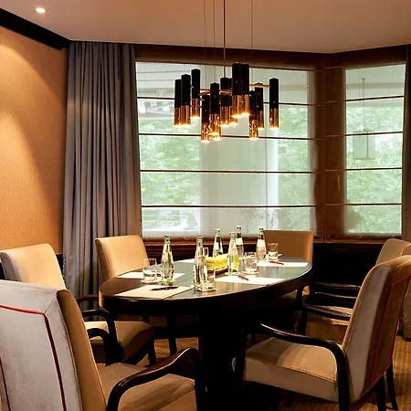 Althoff Am Schlossgarten Stoccarda