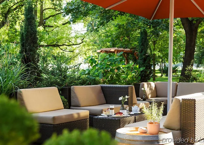 Althoff Am Schlossgarten 5*