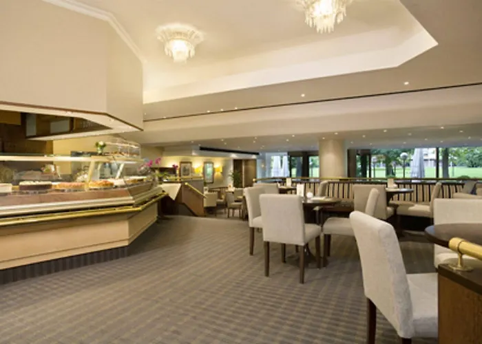 Althoff Am Schlossgarten 5*