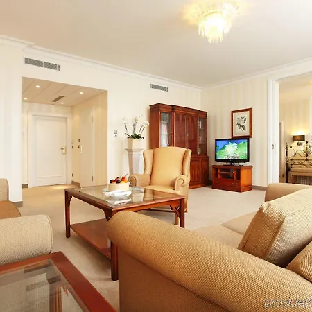 Hotel Althoff Am Schlossgarten Stuttgart