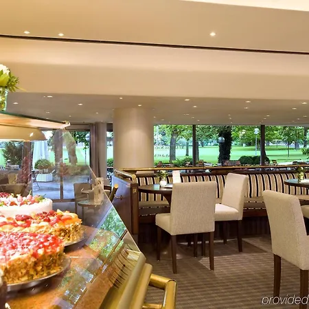 Althoff Am Schlossgarten シュトゥットガルト