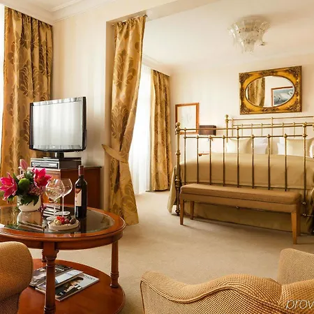 Althoff Am Schlossgarten Hotel Stuttgart